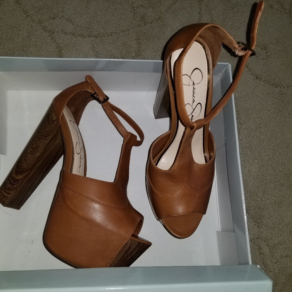 Jessica Simpson heels